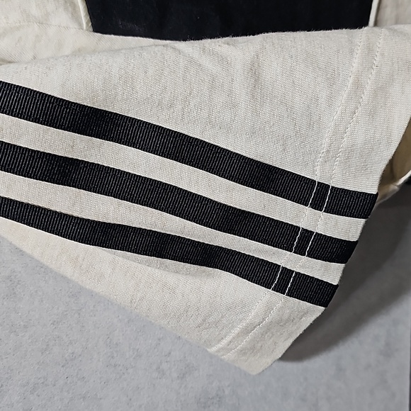Adidas Cream Black Tee Shirt Size Medium - Picture 5 of 6